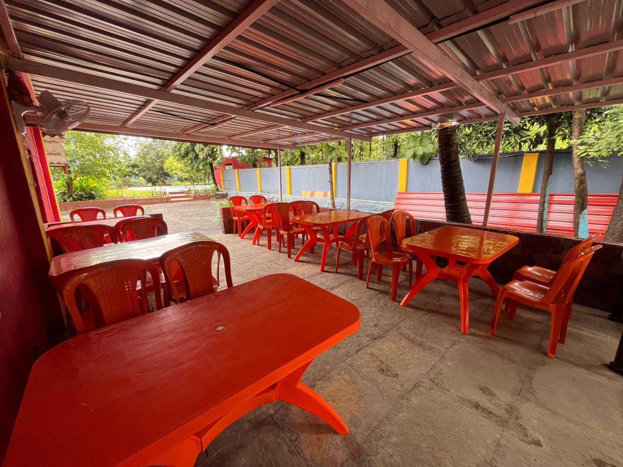 Karjat In Resort Exterior foto